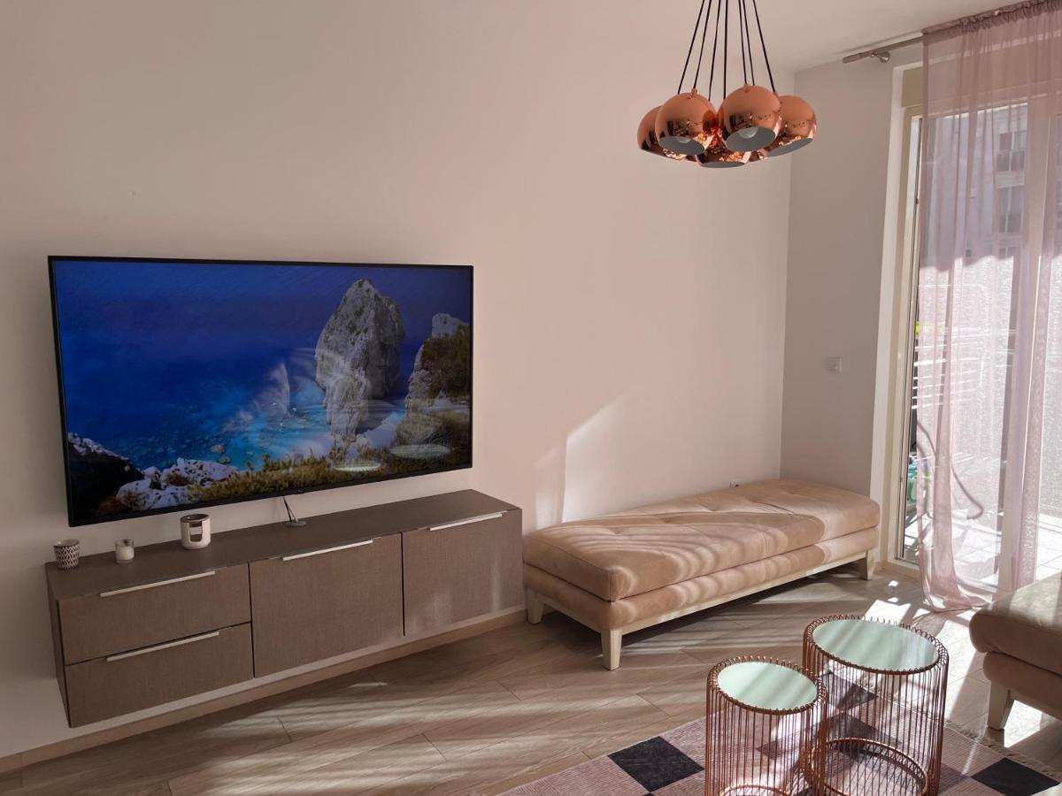 Atina Apartment, City Centre Budva ,Luxurious, Bright, Parking Ngoại thất bức ảnh